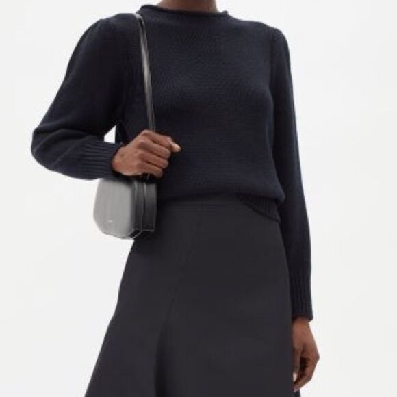 Three Graces London X Jud | M | Peggy Back-buttoned Wool Cardigan - Navy - Picture 3 of 8